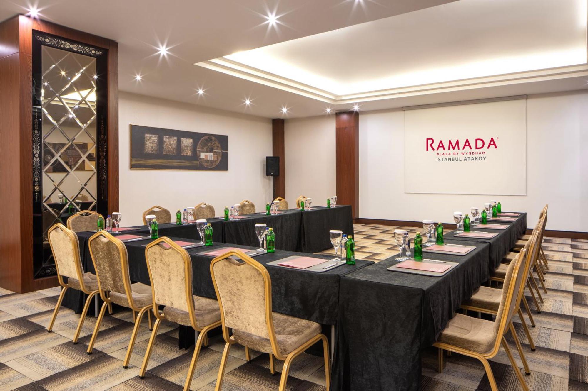Ramada Plaza By Wyndham Istanbul Atakoy Hotel Ngoại thất bức ảnh