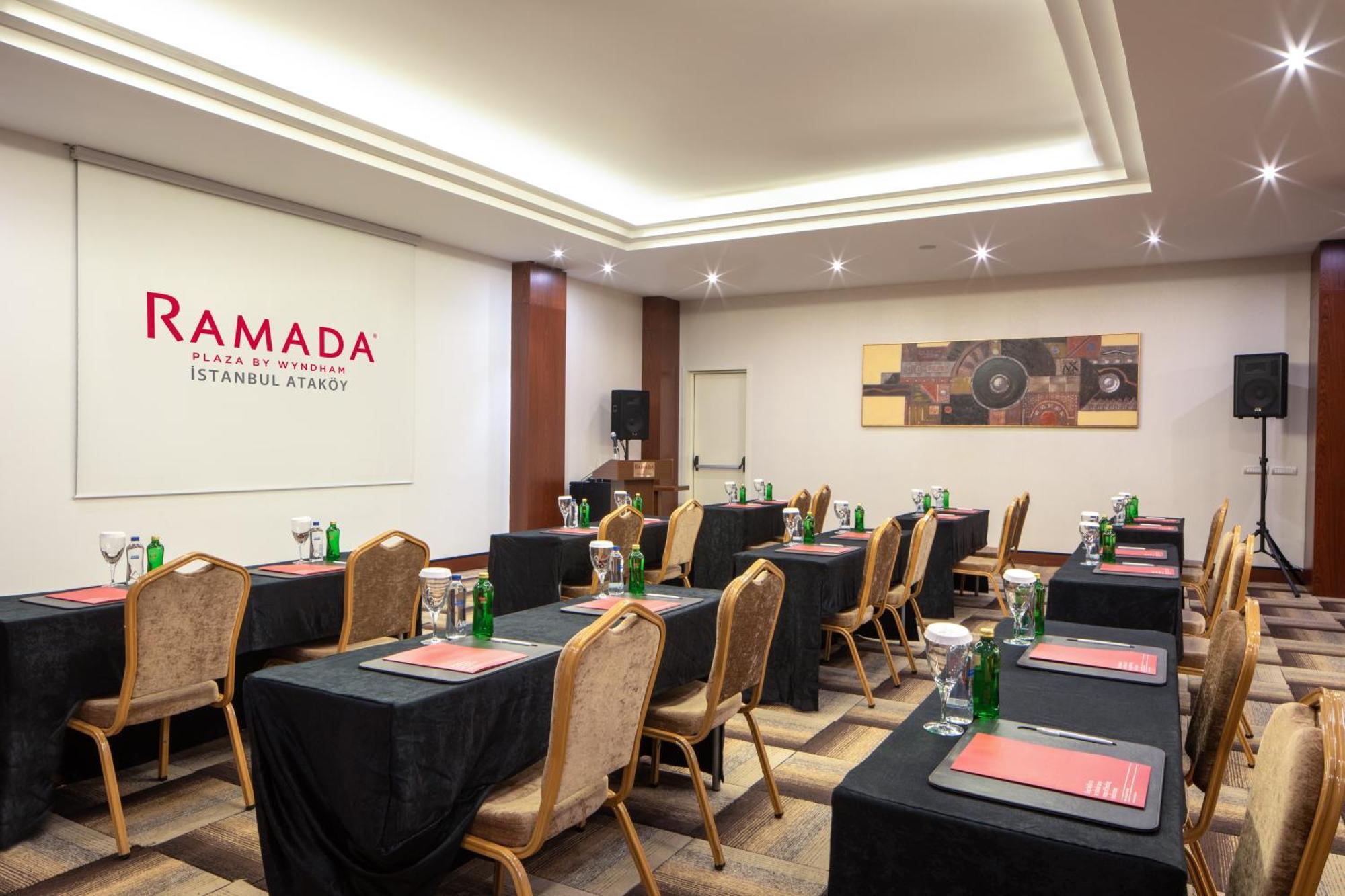 Ramada Plaza By Wyndham Istanbul Atakoy Hotel Ngoại thất bức ảnh