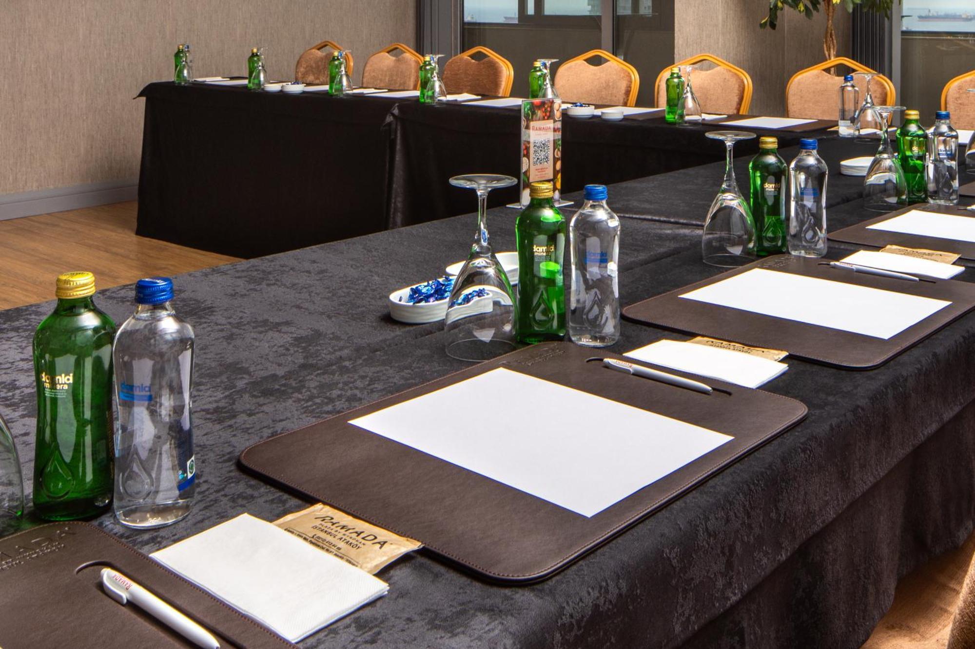 Ramada Plaza By Wyndham Istanbul Atakoy Hotel Ngoại thất bức ảnh