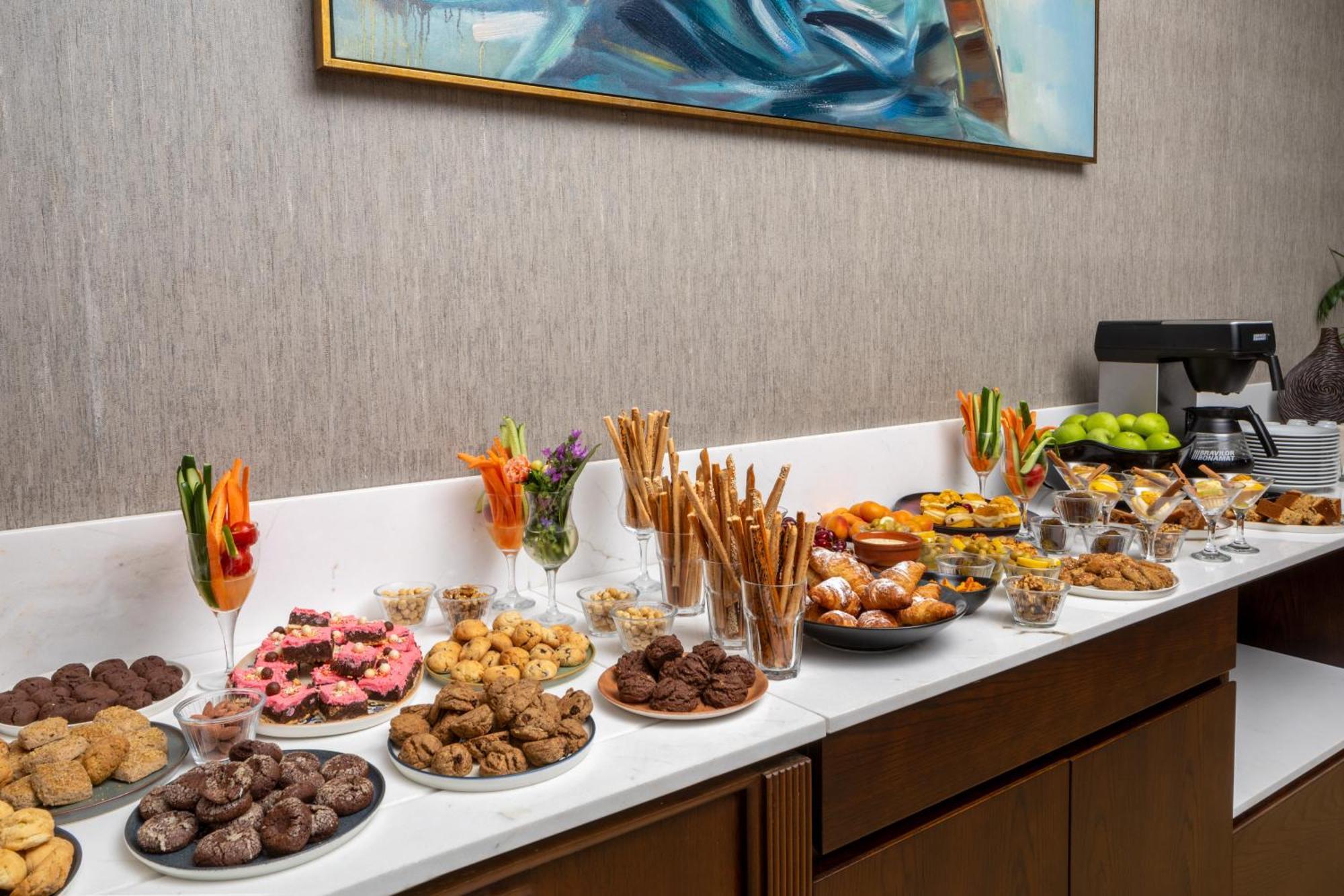 Ramada Plaza By Wyndham Istanbul Atakoy Hotel Ngoại thất bức ảnh