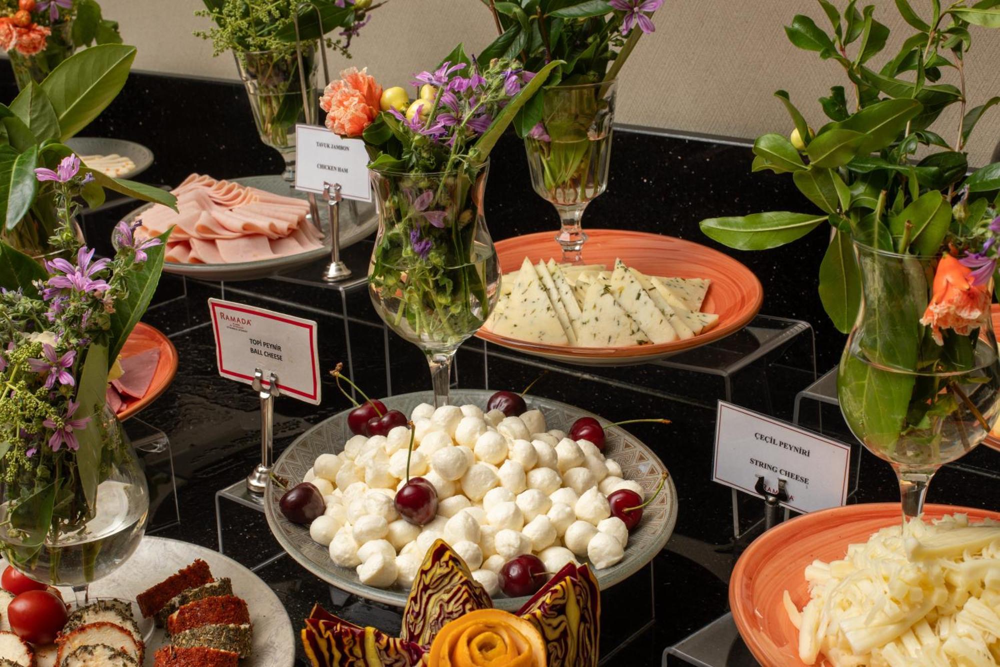 Ramada Plaza By Wyndham Istanbul Atakoy Hotel Ngoại thất bức ảnh
