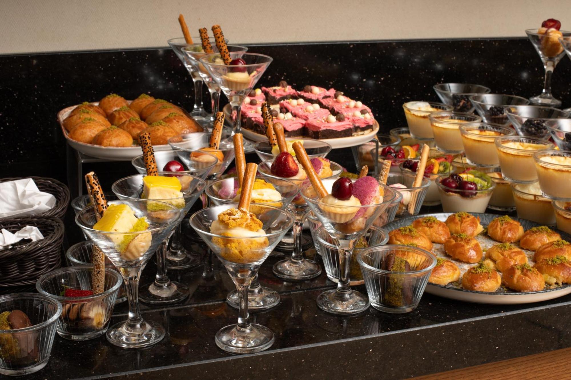 Ramada Plaza By Wyndham Istanbul Atakoy Hotel Ngoại thất bức ảnh
