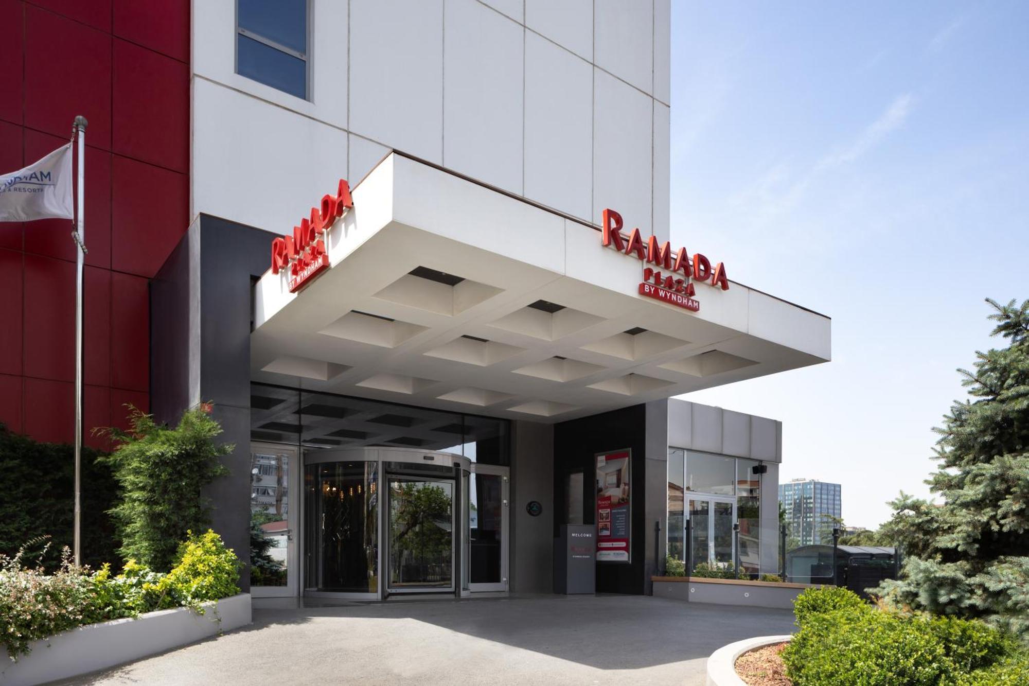 Ramada Plaza By Wyndham Istanbul Atakoy Hotel Ngoại thất bức ảnh
