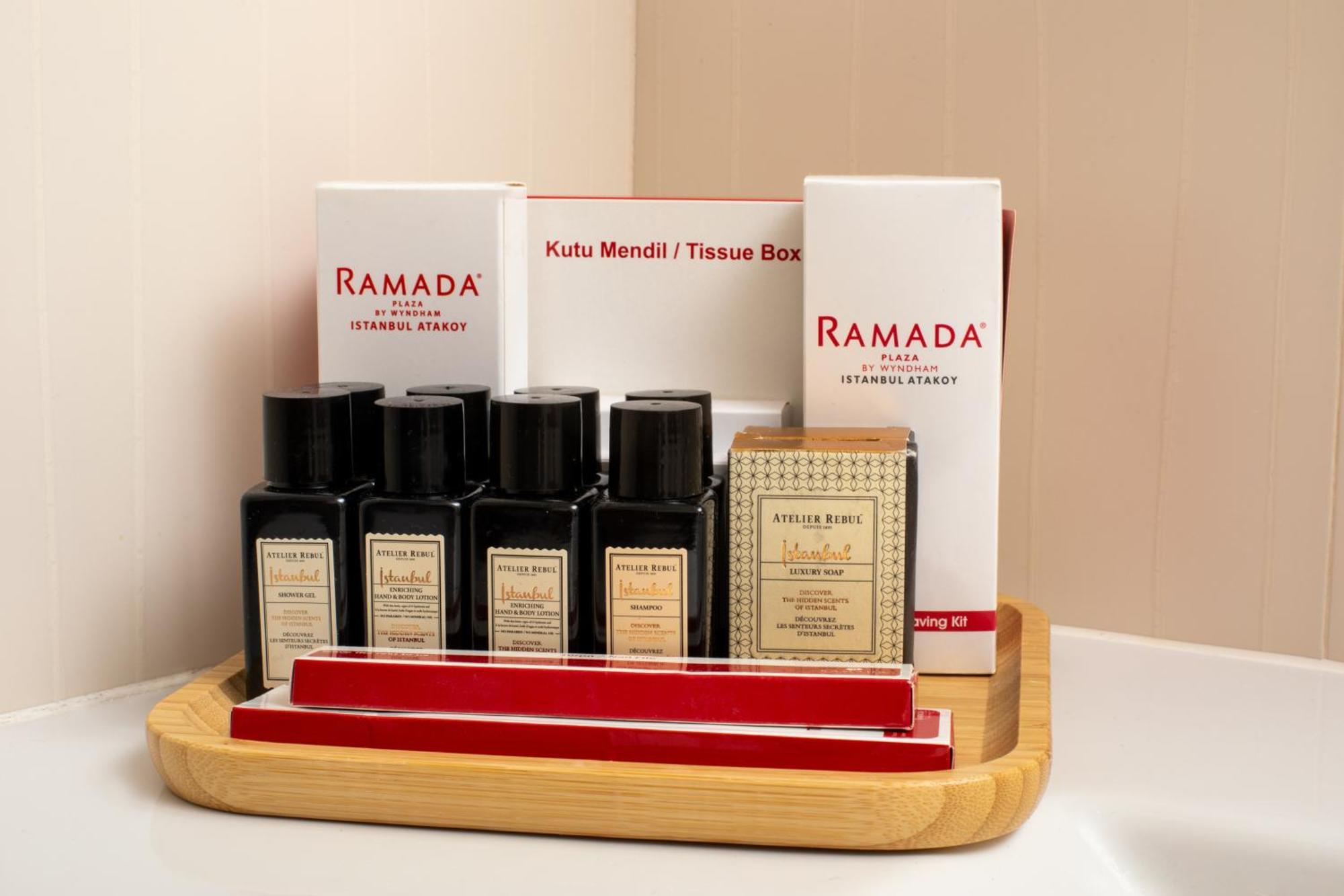 Ramada Plaza By Wyndham Istanbul Atakoy Hotel Ngoại thất bức ảnh